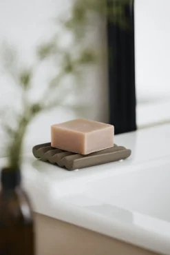 Sale Amalie Rosalie Sæbebakke , Taupe
