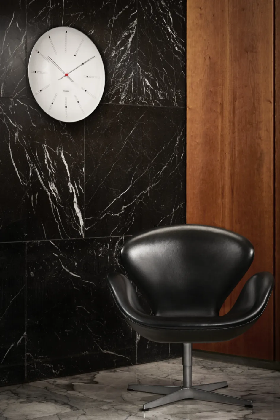 Hot Arne Jacobsen Bankers Vægur , Hvid
