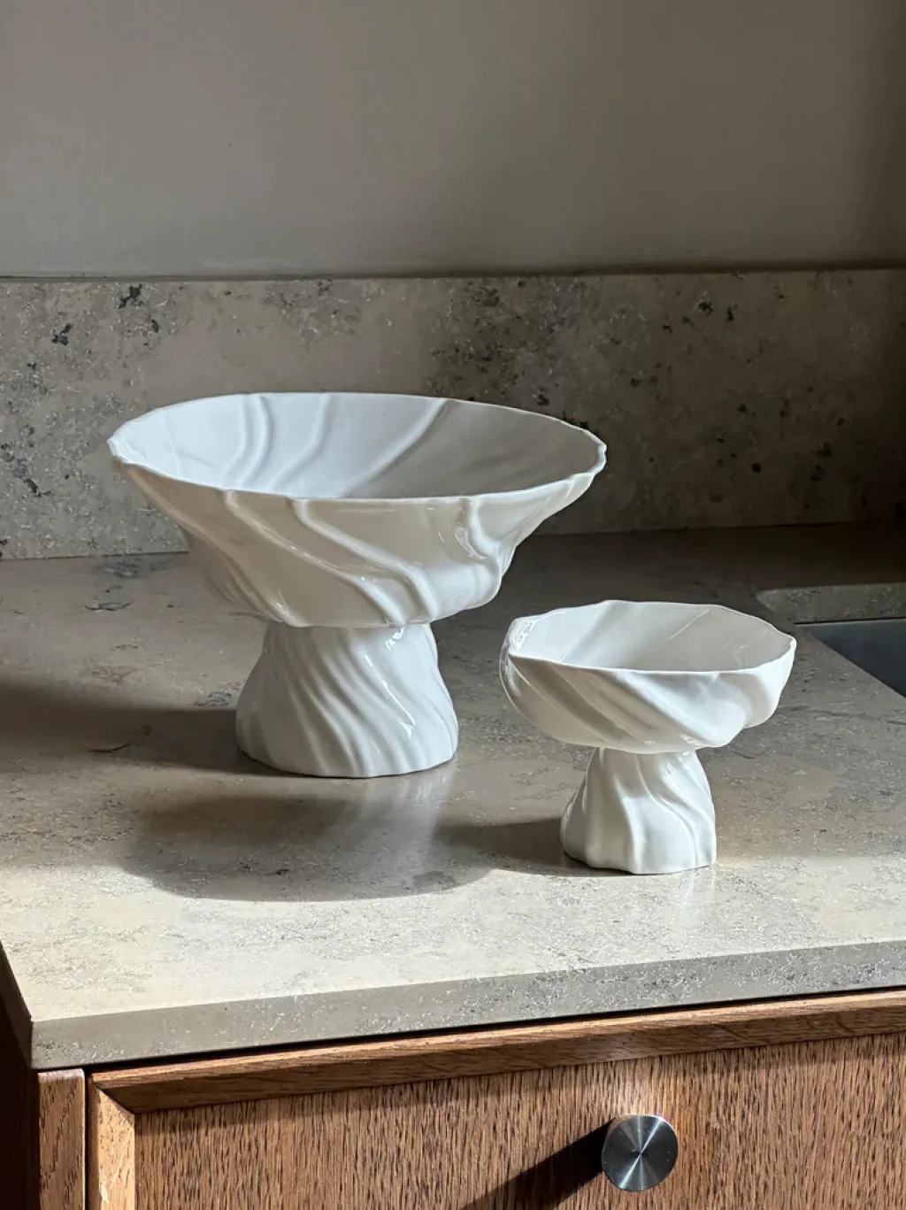 Atelier Marée Stue|Pynteskåle Og Fade > Tidevandspiedestalskål Ø11 cm, Hvid
