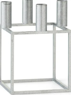 Clearance Kubus 4 Lysestage H20 cm, Lysestager