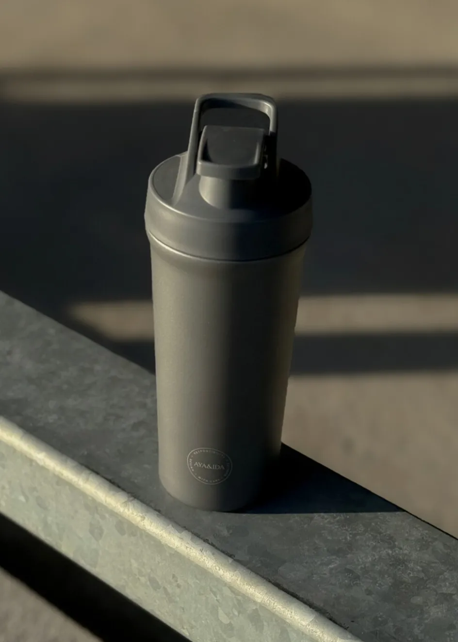 Outlet AYA&IDA Shaker 750 ml, Dark Grey