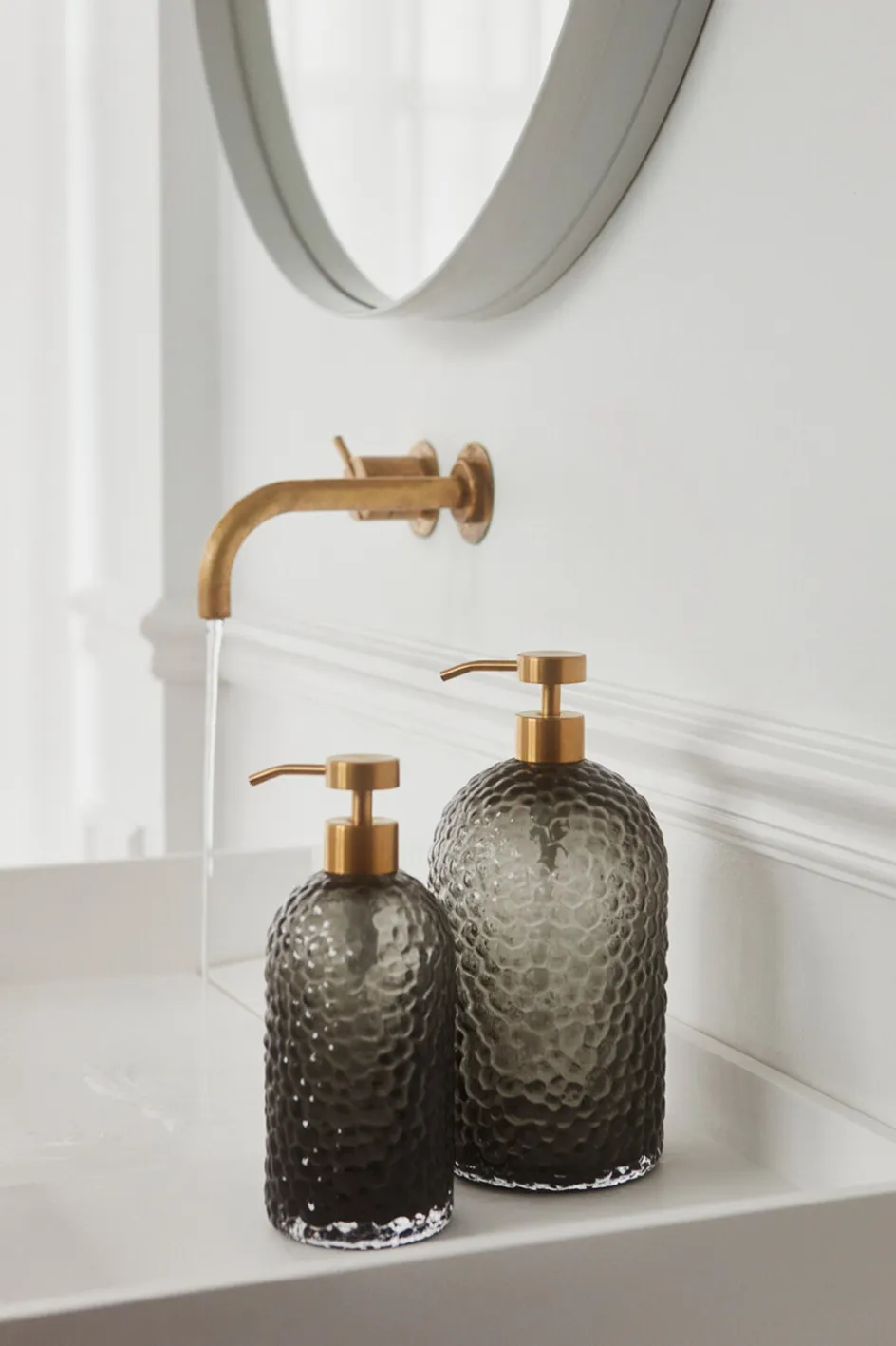 Sale AYTM ARURA Dispenser H, Sort/Guld