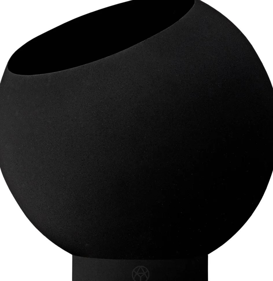 New AYTM GLOBE Urtepotte H, Sort