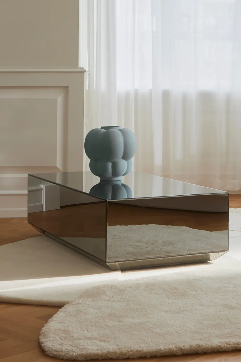 New AYTM UVA Vase H, Pale Mint