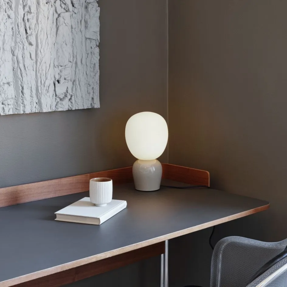 New Belid Buddy Bordlampe H33,5 cm, Soft Greige/Opal
