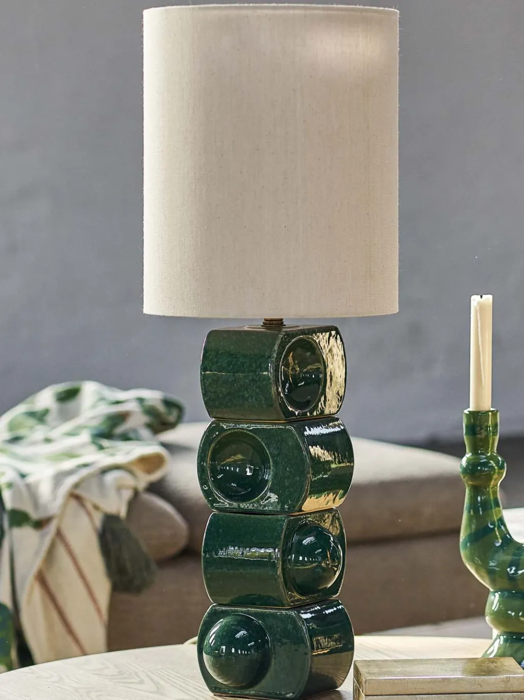 Online Brady Bordlampe H68 cm, Grøn Bordlamper
