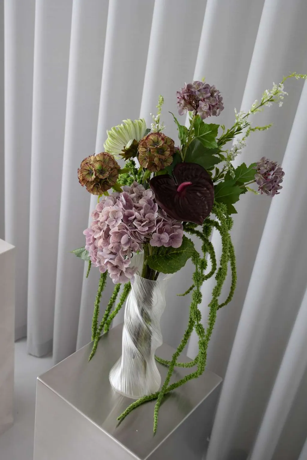 BLOOM OBJECTS Stue >