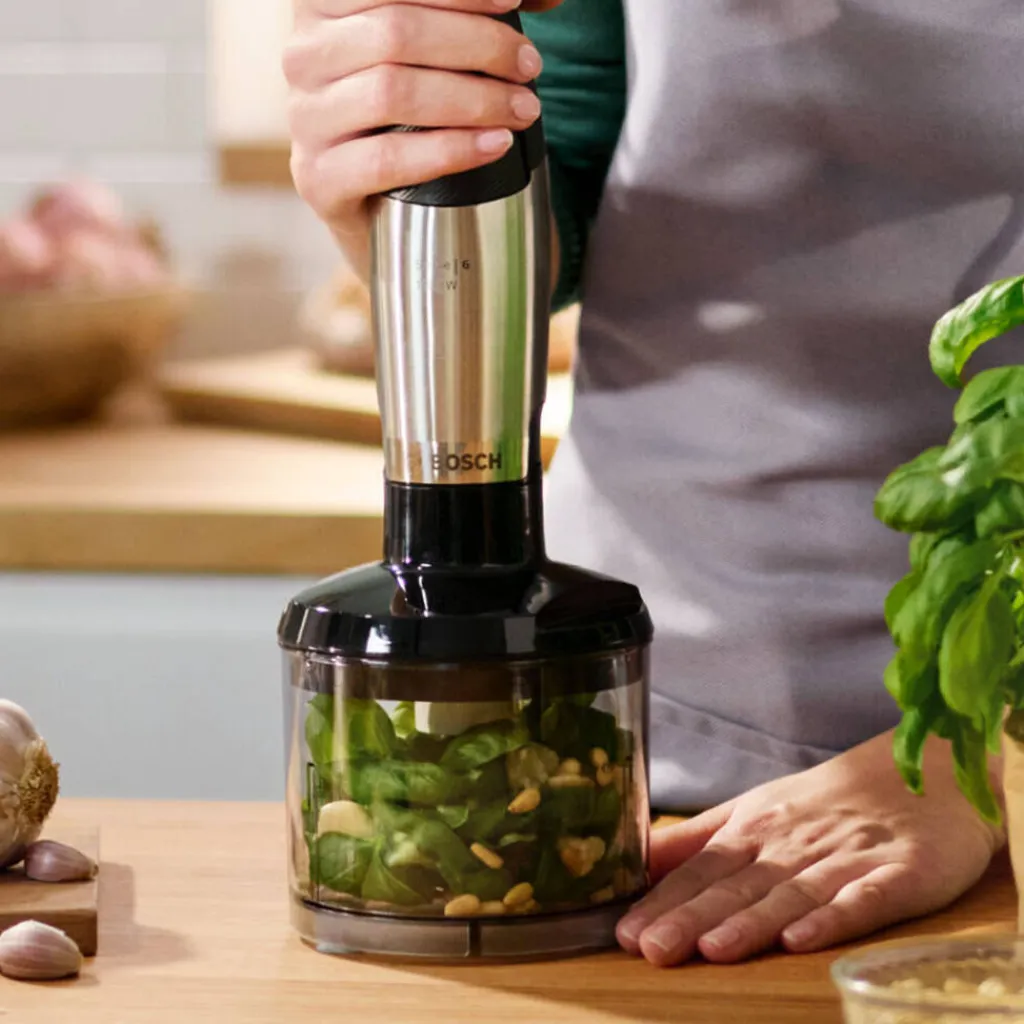 Serie 6 ErgoMaster Stavblender 1000W inkl. 9 stk. Tilbehør, Rustfrit Stål Blendere Og Mixere