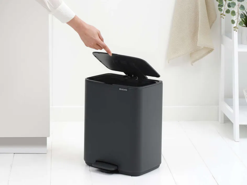 New Brabantia Bo Pedalspand , Mat Sort