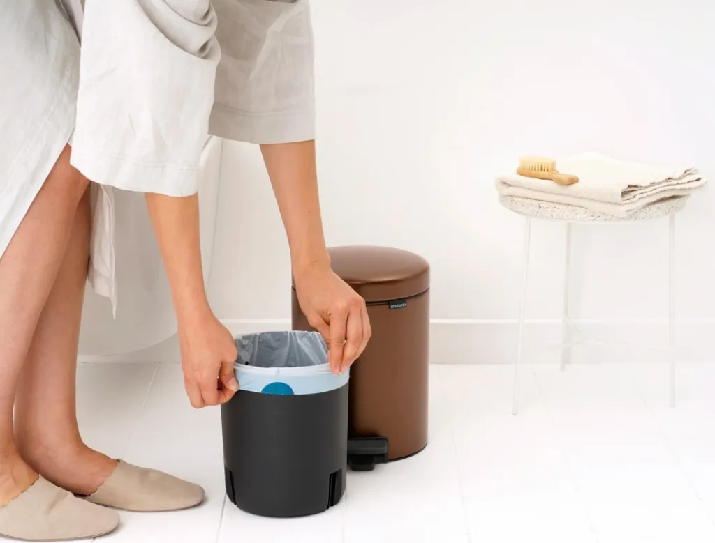 Brabantia Affaldsspande Og Tilbehør|Affaldsspande > Newlcon Pedalspand 5 L,