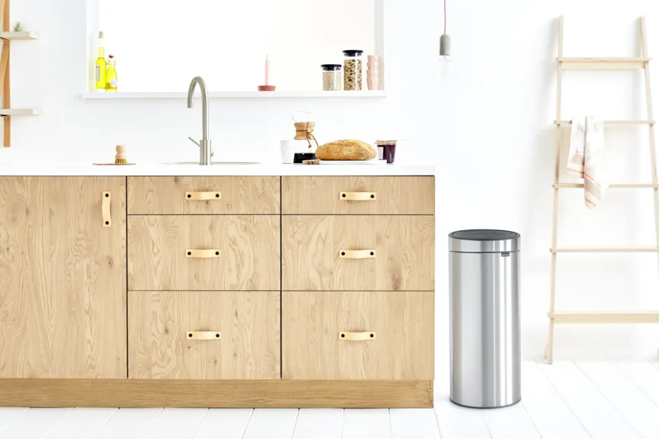 Discount Brabantia Touch Affaldsspand , Fingerprint Proof Mat Stål