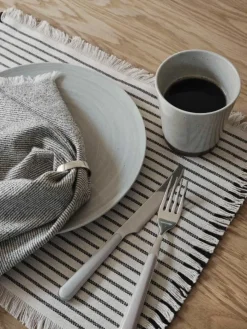 Broste Copenhagen Elouise Stofserviet 45x45 cm, Fungi Grey/Off White