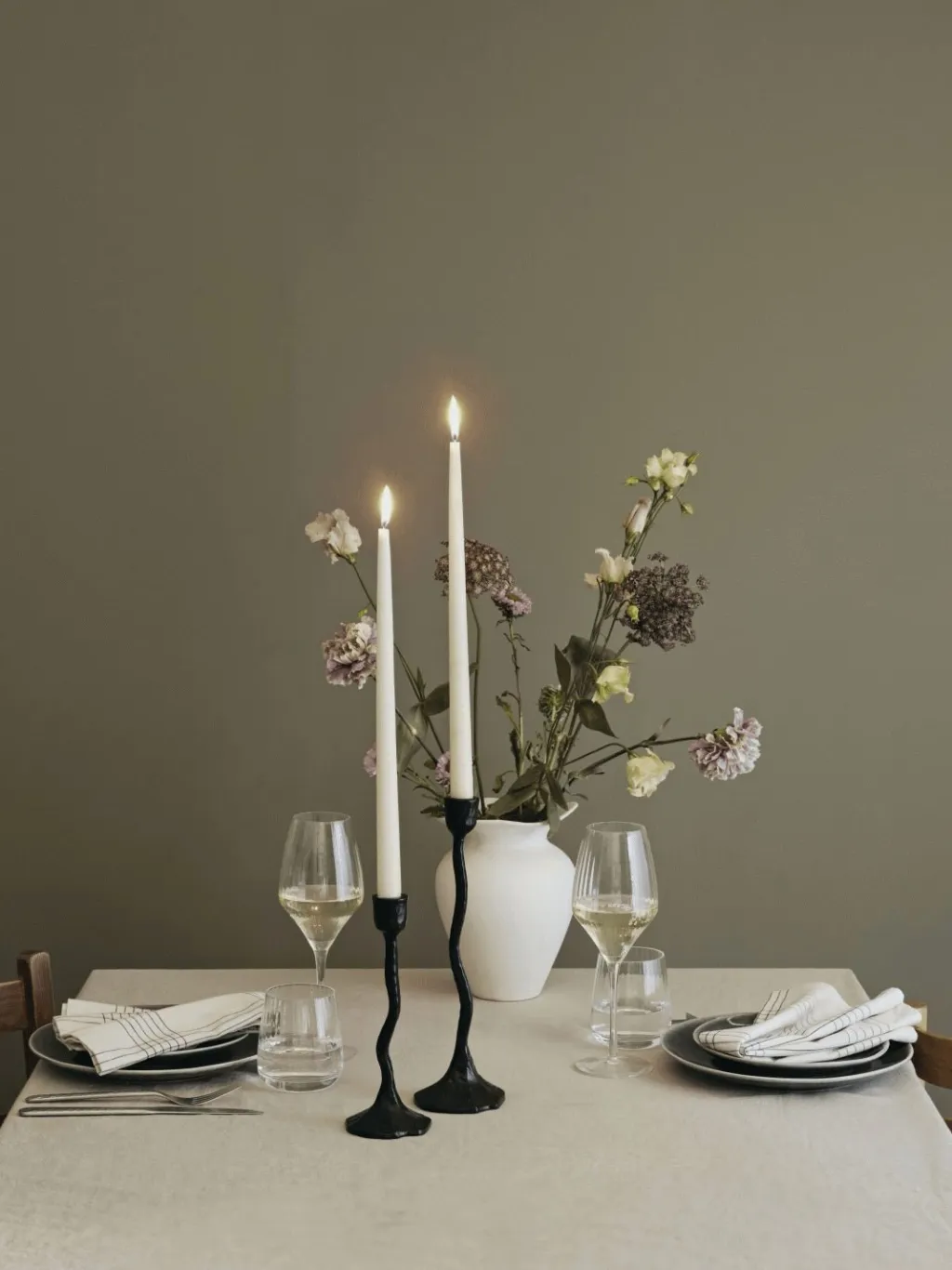 Online Amy Lysestage H, Lysestager