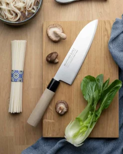 Bunmei Japanske Knive > Santoku Kniv 18 cm, Stål