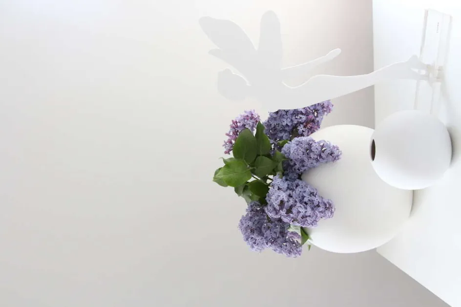 Cooee Design Ball Vase H, Hvid
