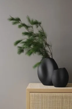 Best Lee Vase H28 cm, Sort Stue|Vaser