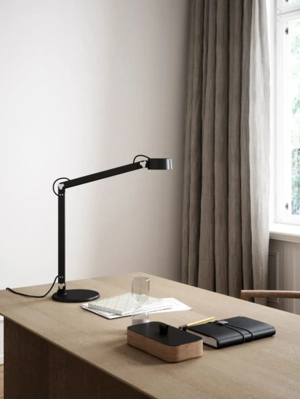 Nobu Bordlampe LED H47 cm, Sort Lamper Til Kontoret|Lamper Til Soveværelset