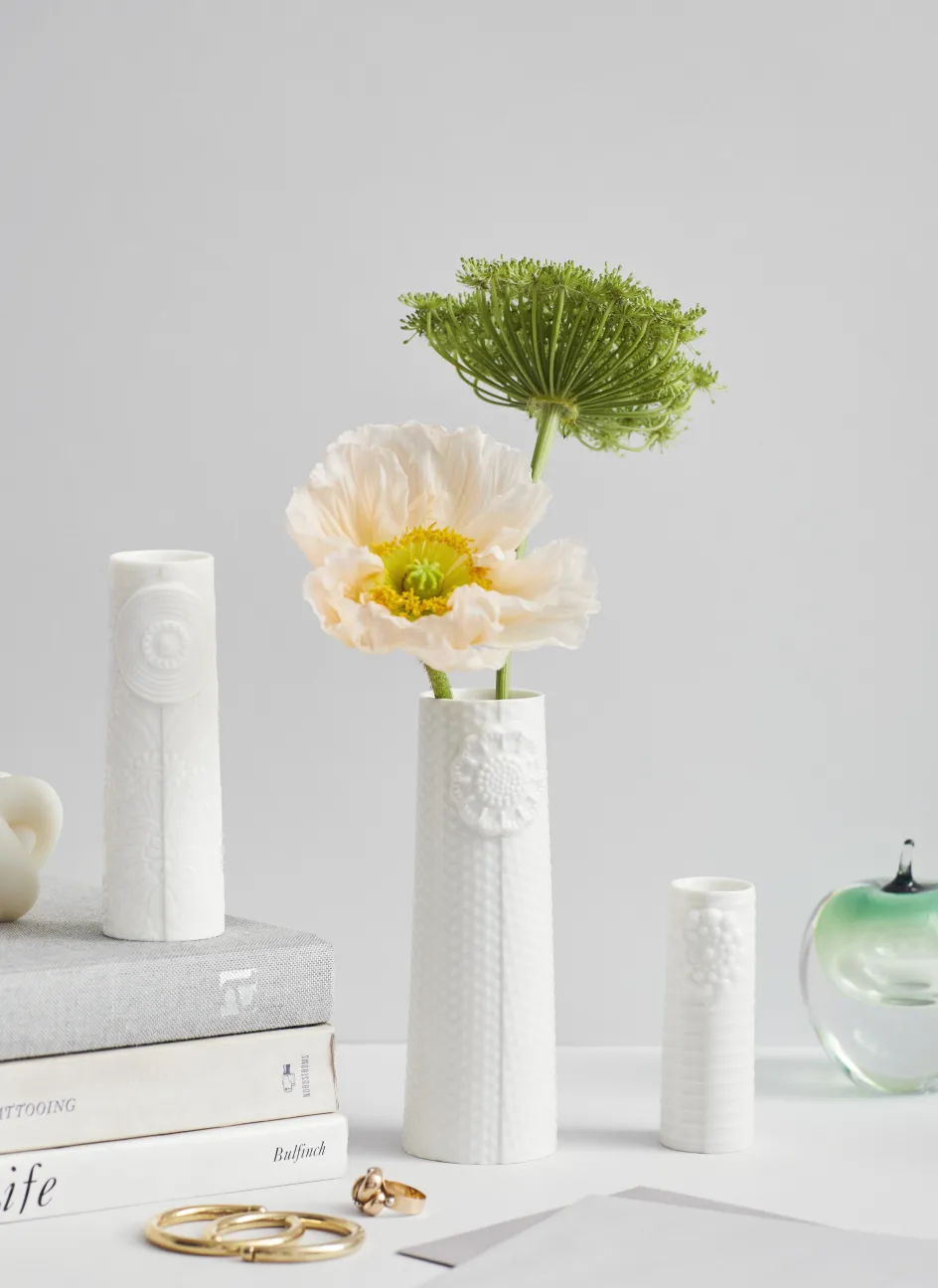 Best Dottir Nordic Design Pipanella Flower Vase H12,5 cm, Hvid
