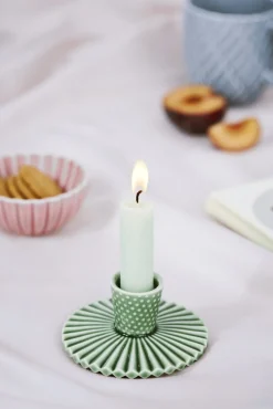 Dottir Lysestager > Nordic Design Pipanella Fan Dot Lysestage H4,6 cm, Spruce