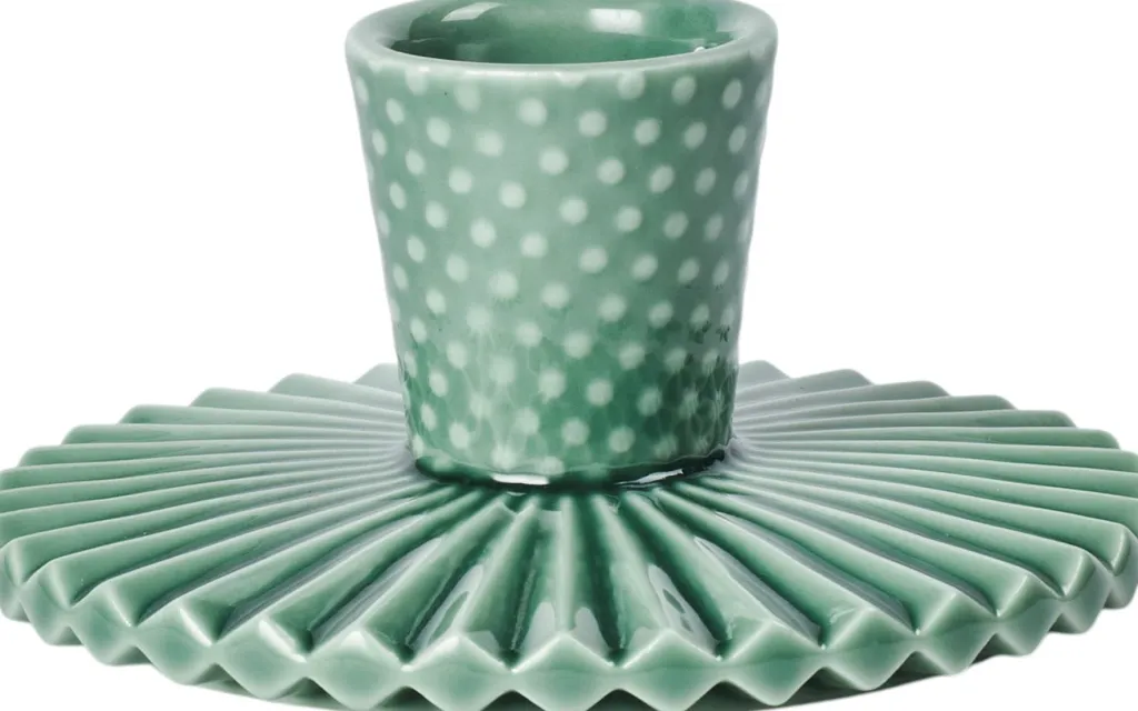 Dottir Lysestager > Nordic Design Pipanella Fan Dot Lysestage H4,6 cm, Spruce