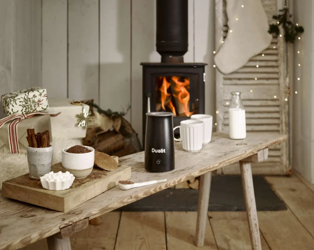 Dualit Drikke Og Brygning > Mælkeskummer m. Chokoladefunktion 340 ml, Sort
