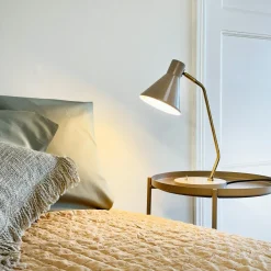 Clearance Dyberg Larsen Bordlampe Sleep H43,3 cm, Beige/Antik Messing