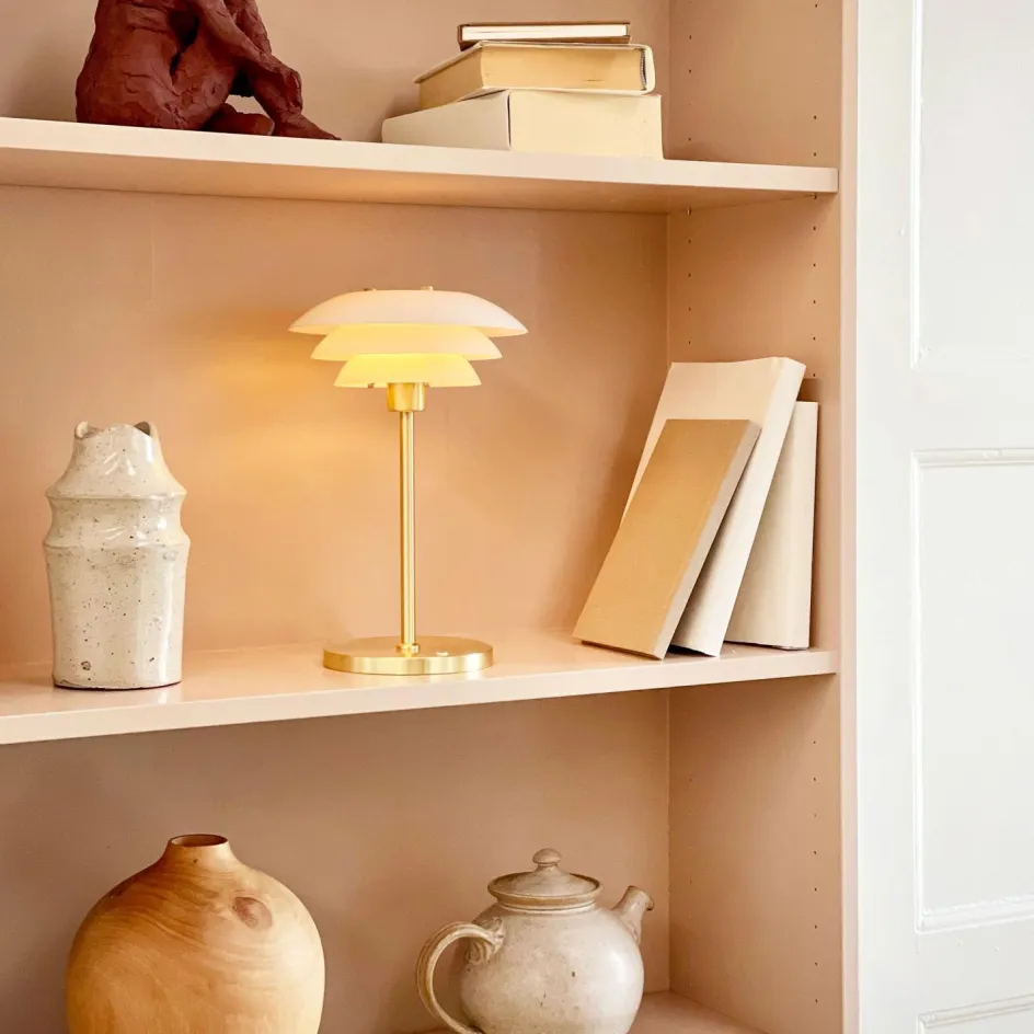Clearance Dyberg Larsen DL20 Trådløs Bordlampe LED H30 cm, Opal/Messing