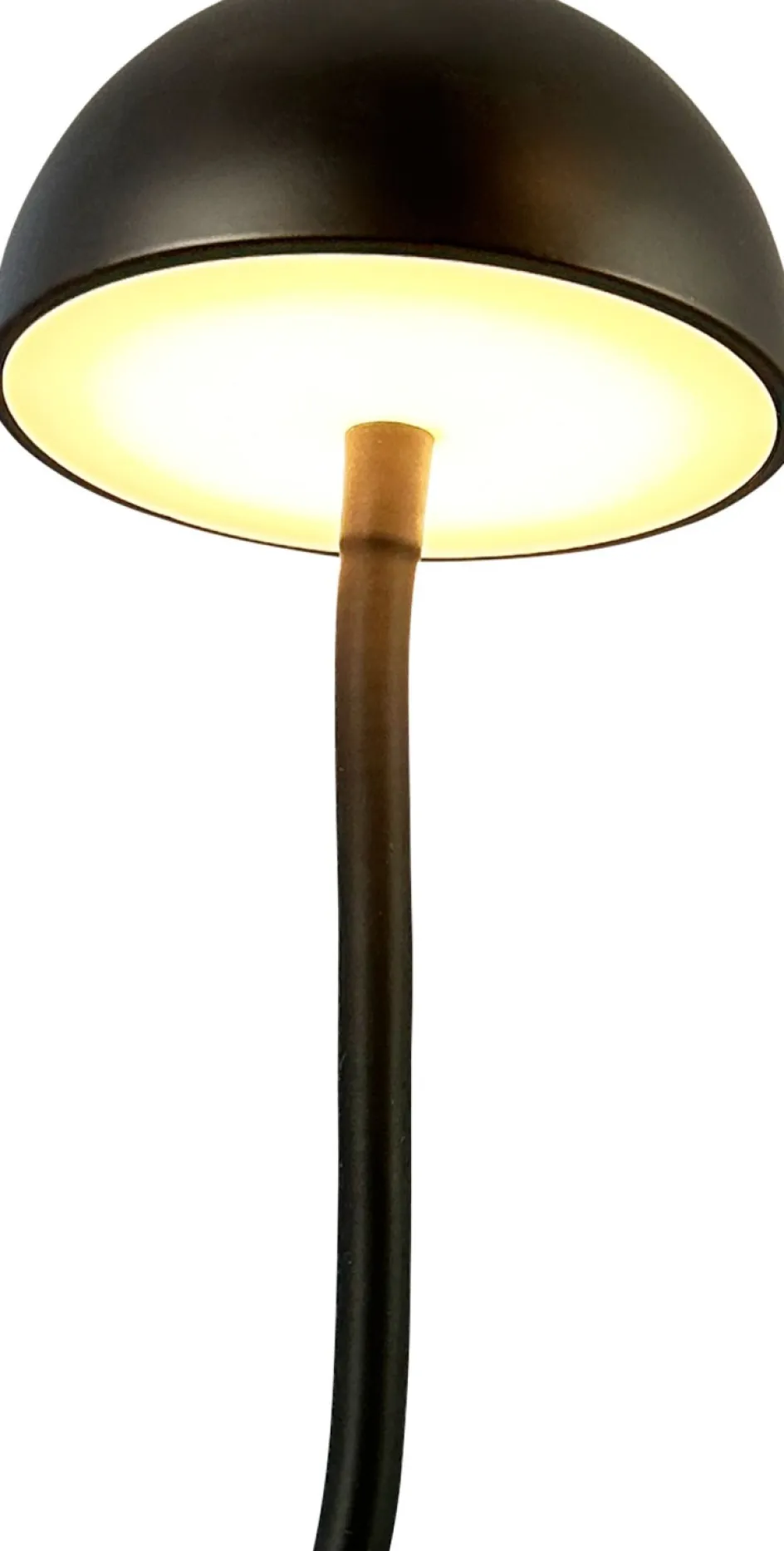 Dyberg Larsen Fonzy Trådløs Bordlampe LED H38 cm, Mat Sort