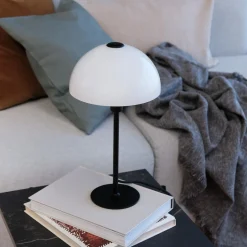Hot Jazz Bordlampe H38,5 cm, Sort/Hvid Lamper Til Kontoret|Lamper Til Soveværelset
