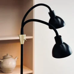 Outlet Lilje Gulvlampe H135 cm, Gulvlamper