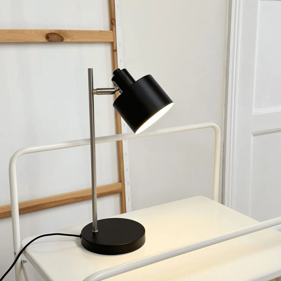 Online Dyberg Larsen Ocean Bordlampe H43, Sort/Børstet Stål