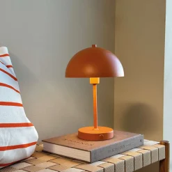 Hot Dyberg Larsen Stockholm 2.0 Trådløs Bordlampe LED H30 cm, Terracotta