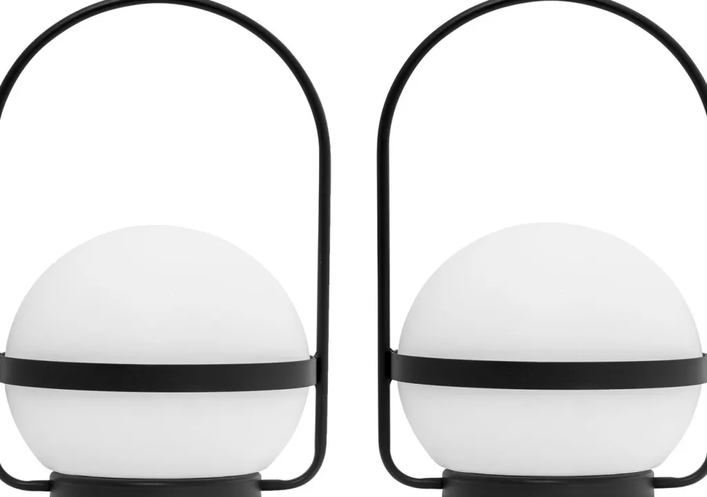 Dyberg Larsen Udendørs Bordlamper|Lamper Til Haven Og Terrassen > Summer Trådløs Lanterne LED 2 stk. H18,5 cm, Hvid/Sort