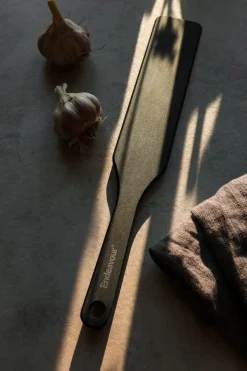 Palet , Sort Paletter Og Paletknive