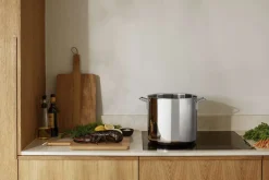 Eva Trio Gryder Og Kasseroller > Gryde 28 cm/15 L, Recycled Stål