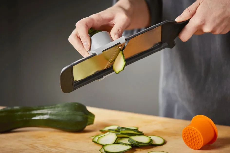 New Fiskars Functional Form Grøntsagssnitter