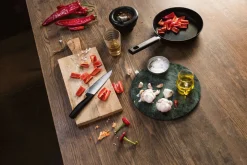 Fiskars Kokkeknive ><noscript><img data-lazyloaded=