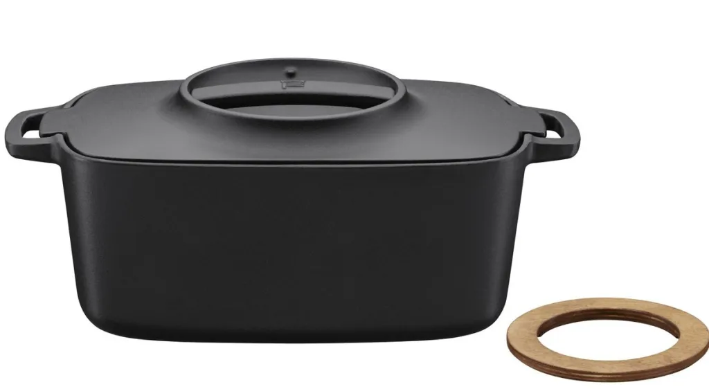 Fiskars Gryder Og Kasseroller > Norden Oval Støbejernsgryde 5 L