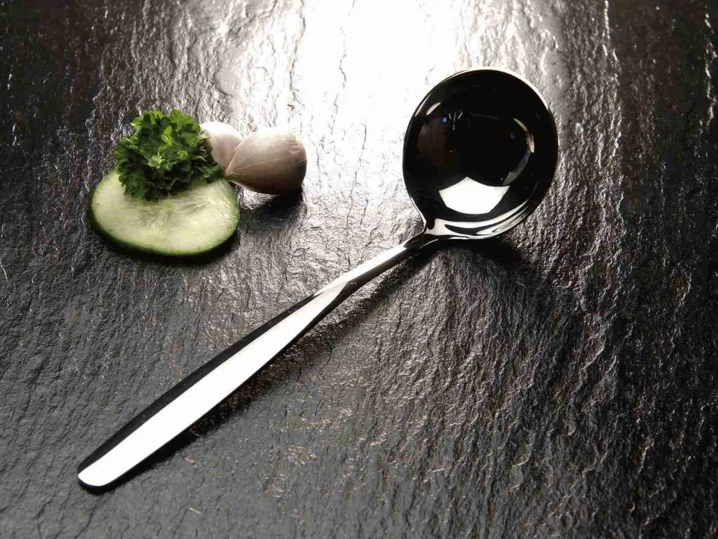 Funktion Serveringsbestik|Skeer Og Tænger > Sauceske 21 cm, Stål