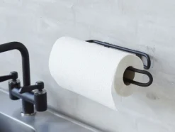 Best Funktion Væghængt Køkkenrulleholder H31,5 cm, Sort