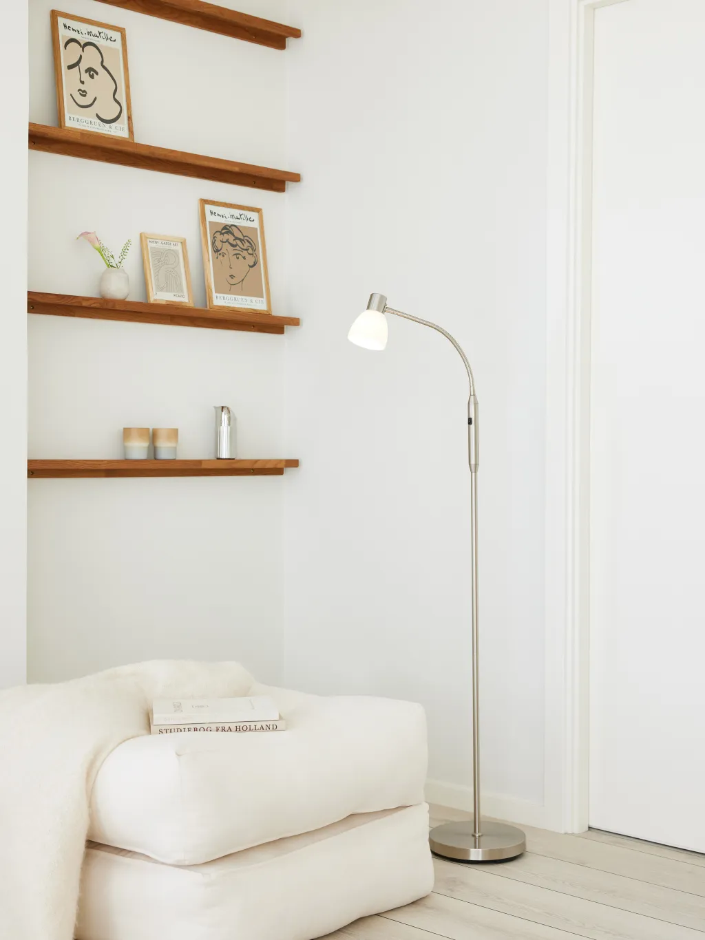 Hudson Gulvlampe H120 cm, Opal Lamper Til Kontoret|Lamper Til Stuen