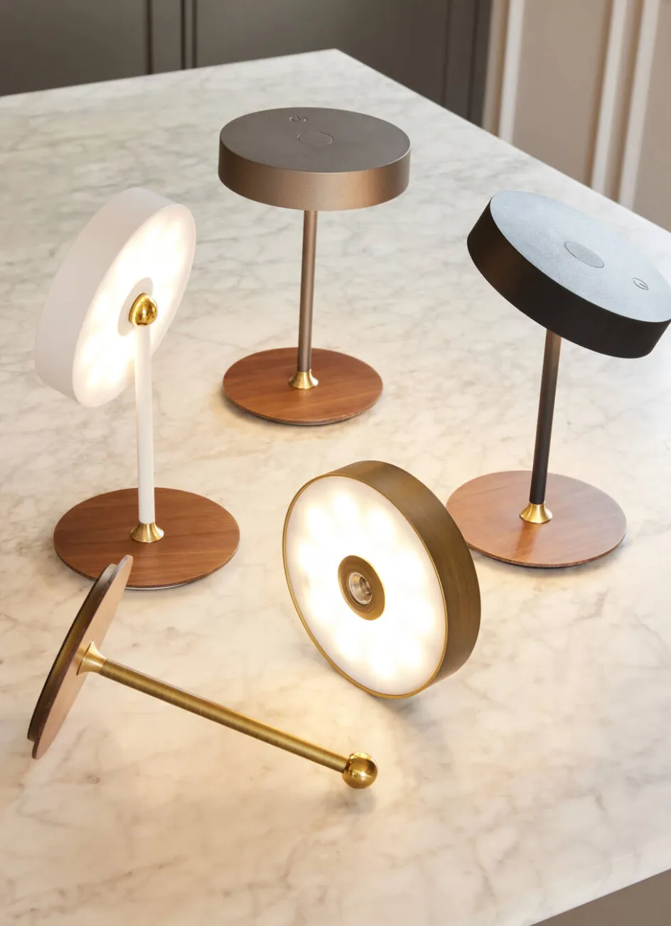Discount Halo Design On The Move Trådløs Bordlampe H19 cm, Varm Hvid