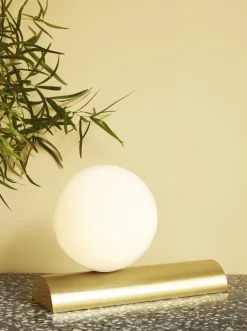 Online Balance Bordlampe H22 cm, Messing/Hvid Lamper Til Kontoret|Lamper Til Soveværelset