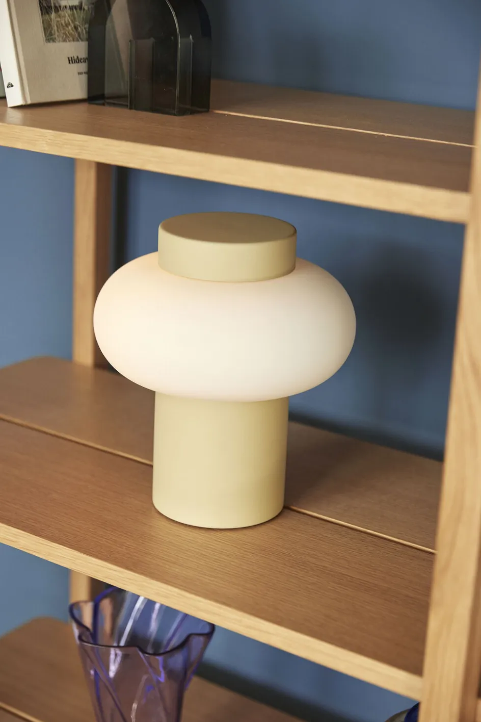 Hübsch Camp Bordlampe H25 cm, Sand/Hvid