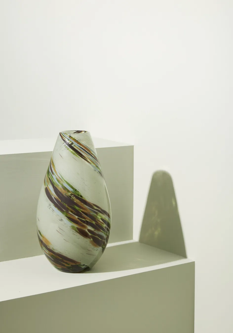Best Hübsch Grove Vase H33 cm, Rav/Brun/Grøn
