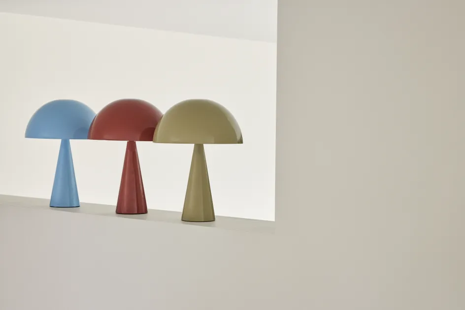 Outlet Hübsch Mush Bordlampe H33 cm, Sand/Rød