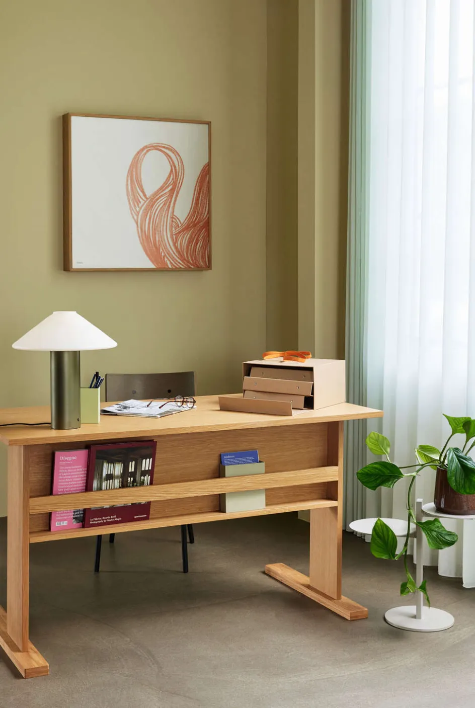 Hübsch Orbit Bordlampe H40 cm, Mørkegrøn