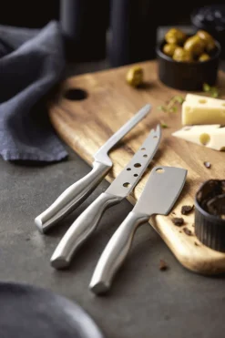Holm Ostebræt m. 3 Knive, Rustfrit Stål/Akacietræ
