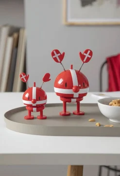 Hoptimist Stue|Træfigurer Og Figurer > Roligan , Rød