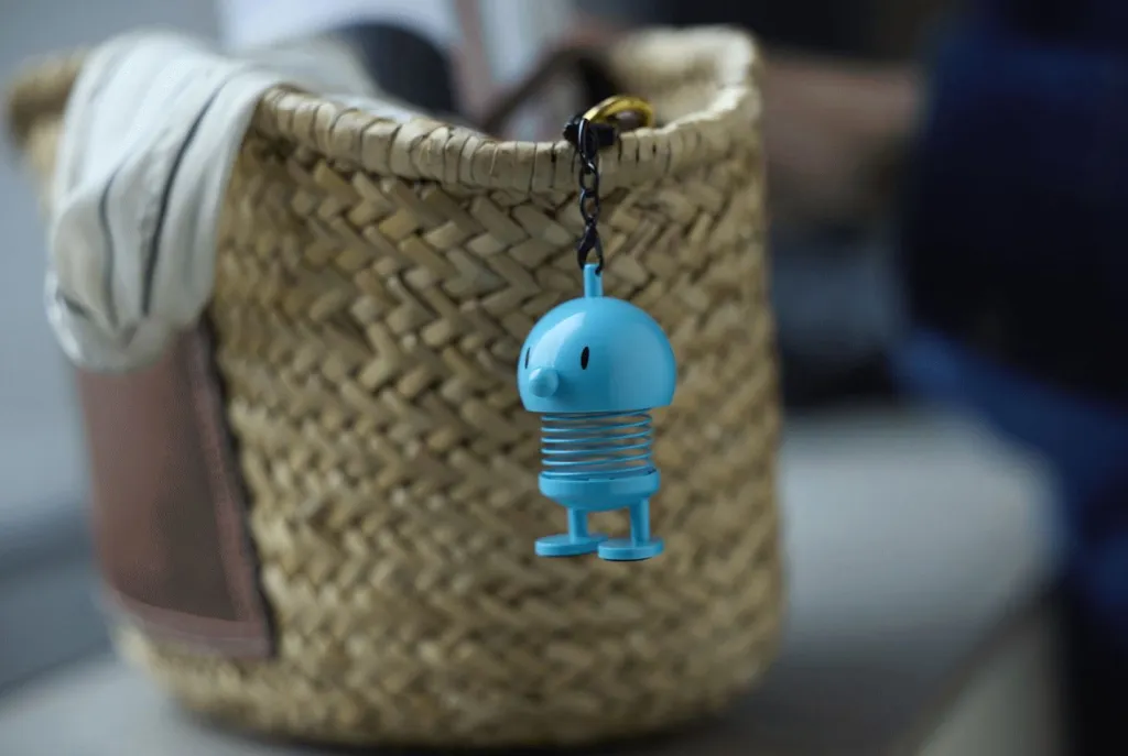 Online Vedhæng, Nøgleringe Og Kortholdere